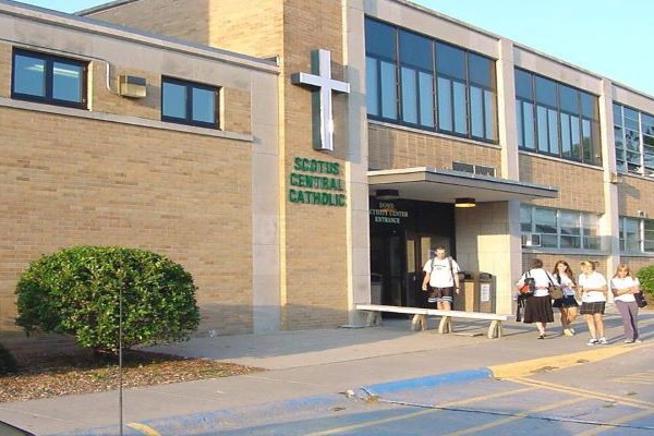 Nebraska – Trường Trung Học Scotus Central Catholic High School - USA